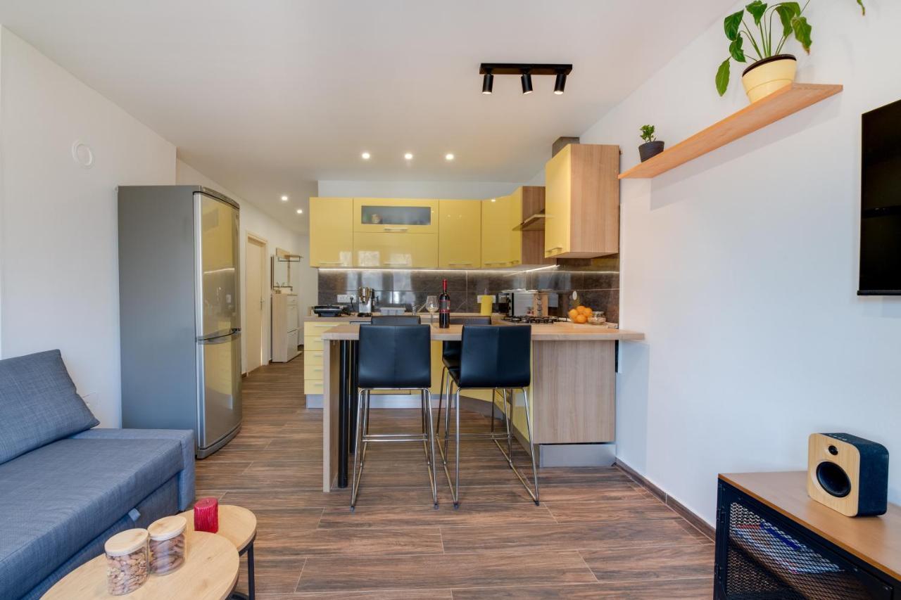 Apartment Niksa Пула Екстер'єр фото